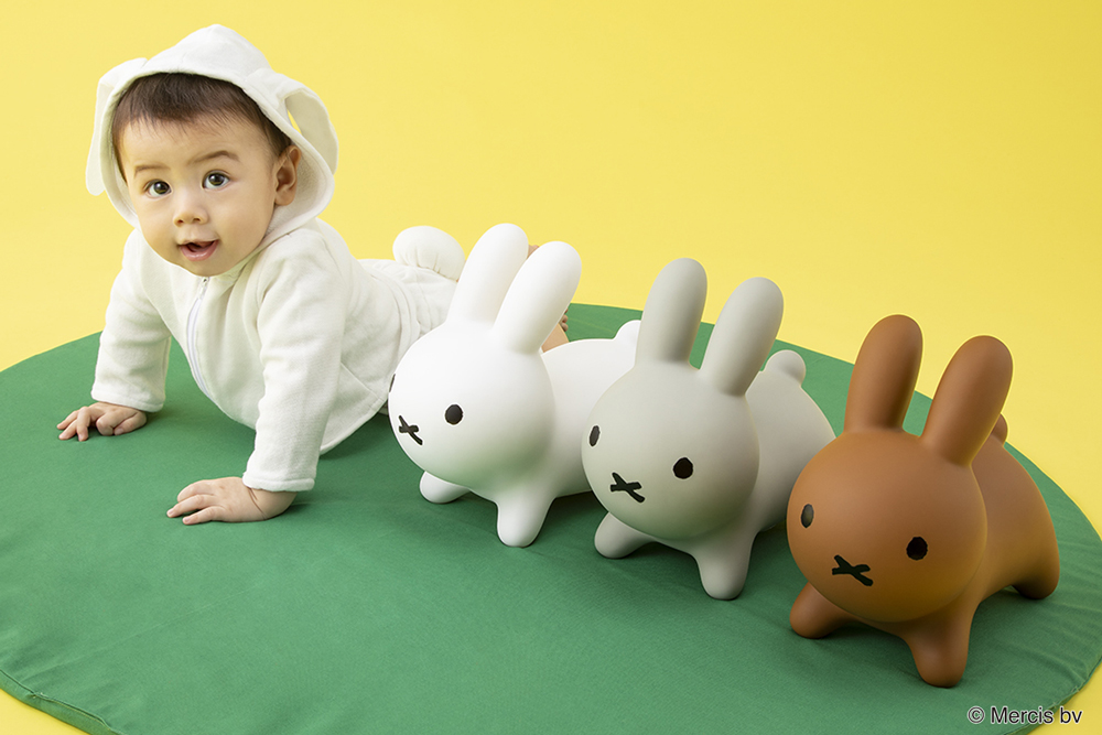 Illustrations Dick Bruna c copyright Mercis bv, 1953-2019 www.miffy.com