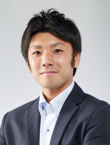 山崎 喜貴氏
